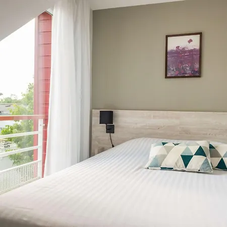 Hotel Comfort La Beaujoire 3*