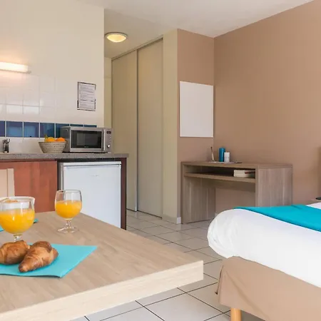 Aparthotel Comfort La Beaujoire 3*