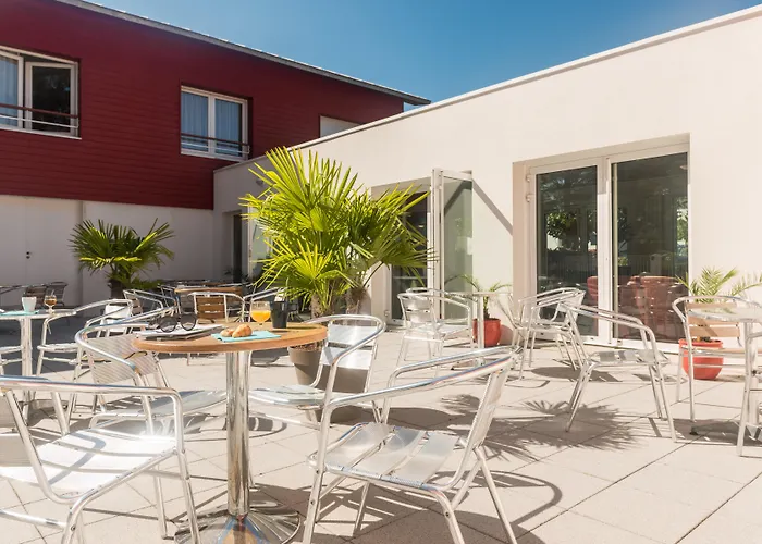 호텔 Comfort La Beaujoire 3*