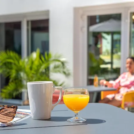 Comfort La Beaujoire Apartmanhotel Nantes
